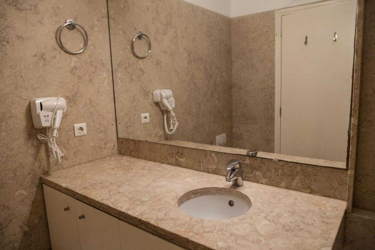 Classy 2Bdr Apartment In Downtown By Lovelystay Lizbona Zewnętrze zdjęcie